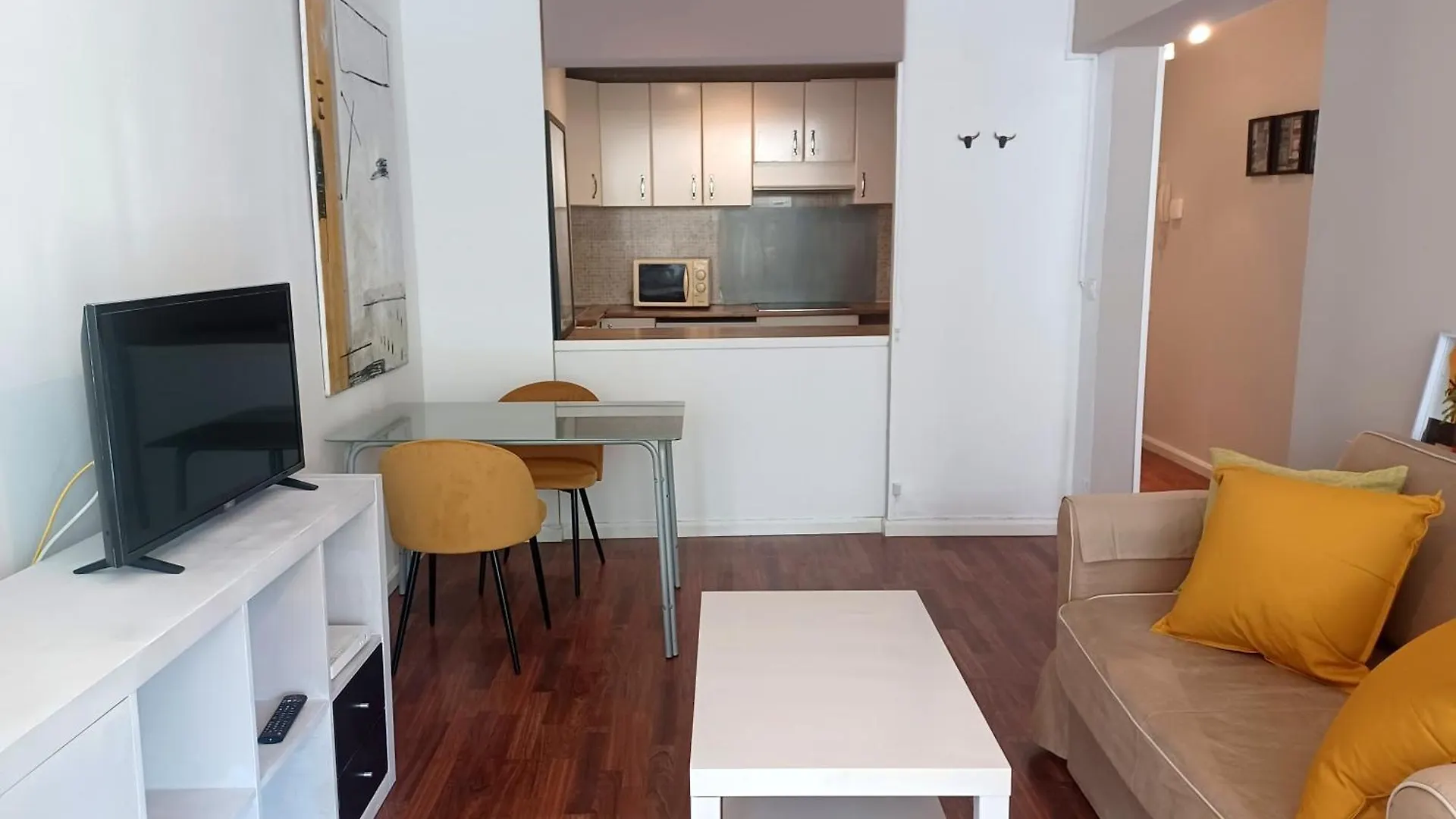Chic Benalmadena Apartment